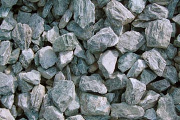 砕石砂利・バラす